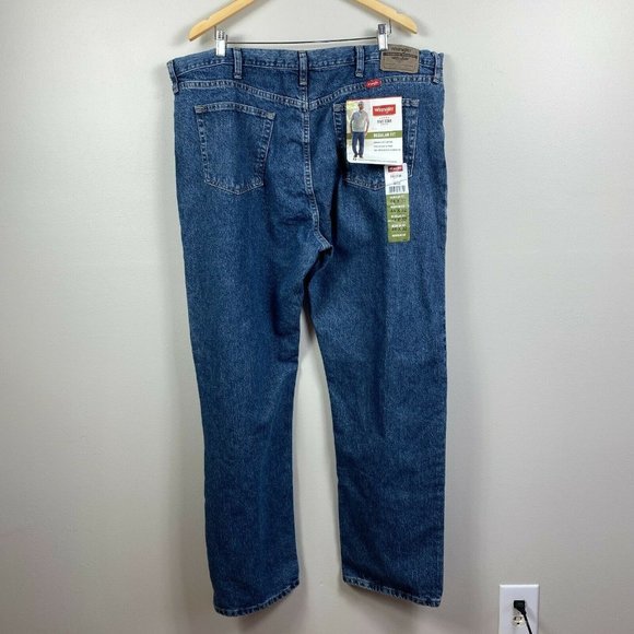 Wrangler Jeans 44 x 32 Regular Fit Medium Dark Wash Denim Straight Leg - Picture 2 of 11
